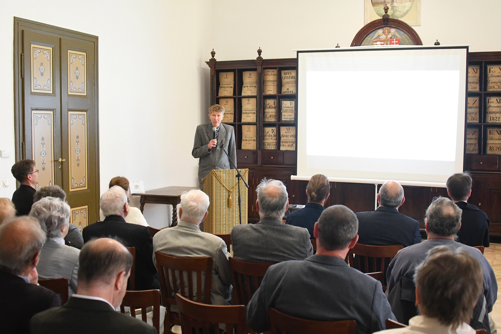 Konferencia az tulajdonfosztásról és az államosításról a megyei levéltárban